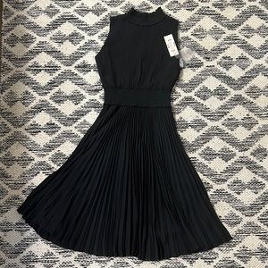 Nanette Leopre Black Pleated Dress